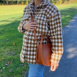 Forever 21 Brown and white houndstooth shacket